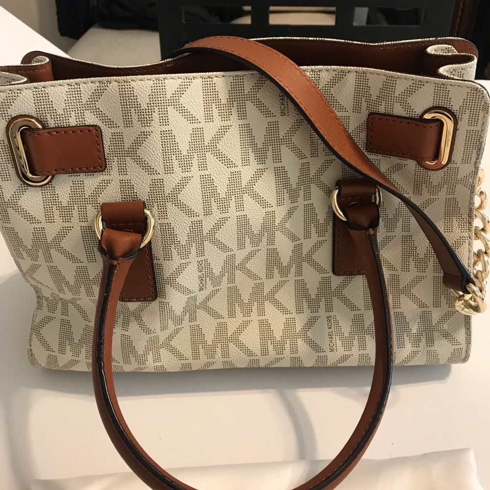 NWOT  💯 authentic NWT Michael Kors Hamilton purse - Picture 4 of 5